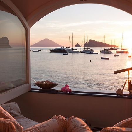 Villa Il Galeone Panarea Rum bild